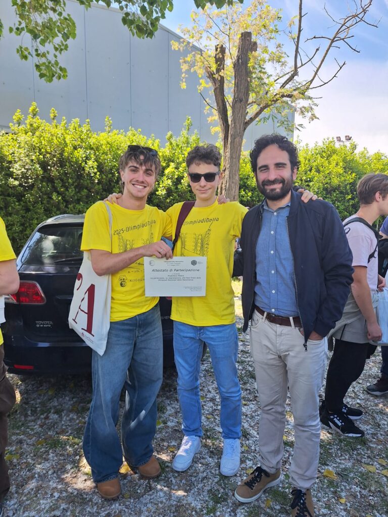 Gli studenti con il docente accompagnatore prof. Bartiromo
